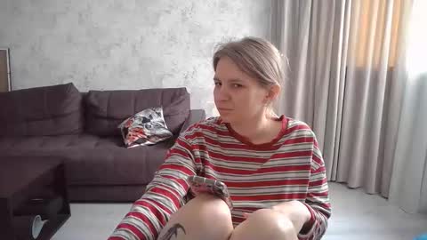 Snapshot of 69riley_reid69 chatting on 4, 6, 2026 69Riley Reid69 online show from 4, 6, 2026
