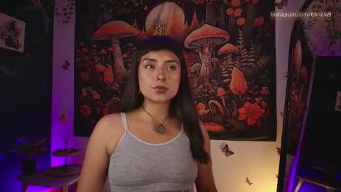 B R I E L A  online show from 21, 5, 2026