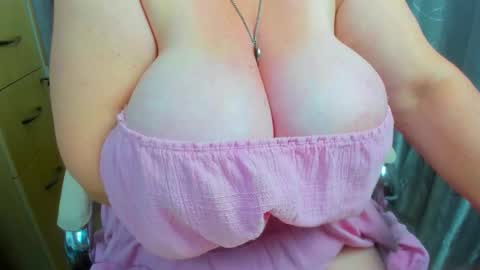 Snapshot of 777_brendi_777 chatting on 17, 11, 2025 Brendi online show from 17, 11, 2025