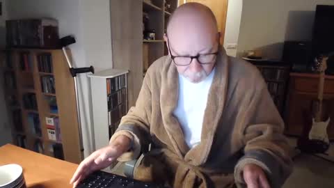  Papi  online show from 7, 2, 2025