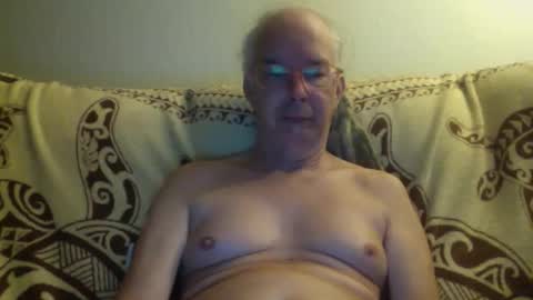 Snapshot of 808dred chatting on 25, 5, 2026 808dred online show from 25, 5, 2026