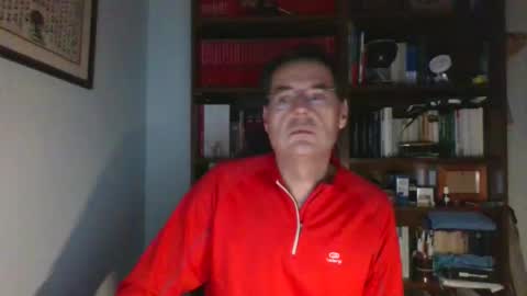 Snapshot of 8age chatting on 2, 11, 2025 8age online show from 2, 11, 2025