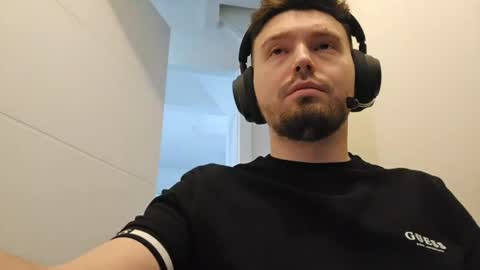 8inchdude93 online show from 12, 5, 2026