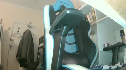 Snapshot of 90zero chatting on 24, 12, 2024 Arturo online show from 24, 12, 2024