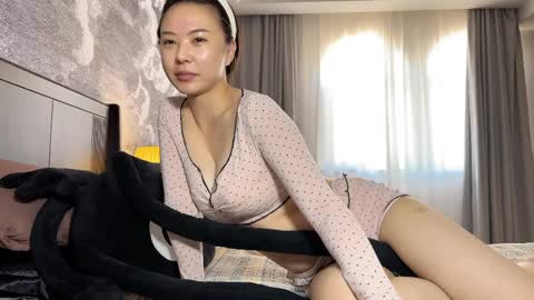 Snapshot of 9567gigi chatting on 7, 4, 2026 lily online show from 7, 4, 2026