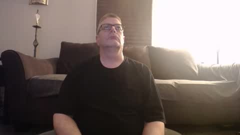 Snapshot of 989guy chatting on 22, 3, 2026 989guy online show from 22, 3, 2026