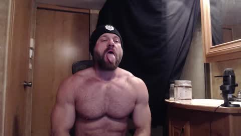 Snapshot of 9fat_inches chatting on 10, 3, 2025 9 fat inches online show from 10, 3, 2025