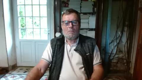 _123_voyeur_ online show from 3, 10, 2025