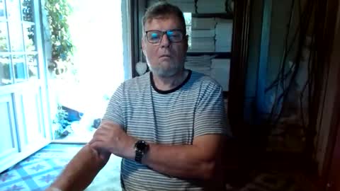 Snapshot of _123_voyeur_ chatting on 9, 4, 2026 _123_voyeur_ online show from 9, 4, 2026