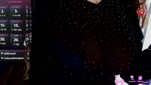 Snapshot of _a_r_y_ chatting on 4, 3, 2025 ARY online show from 4, 3, 2025