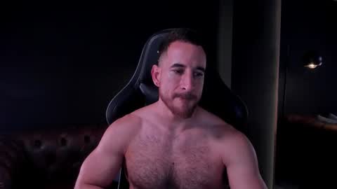 Snapshot of _adamcoper_ chatting on 16, 12, 2025 _adamcoper_ online show from 16, 12, 2025