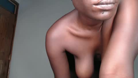 Snapshot of _addiction_1 chatting on 2, 12, 2024 _addiction_1 online show from 2, 12, 2024