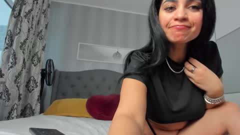 Adelle online show from 11, 3, 2026