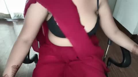 _aleena_ online show from 13, 10, 2025
