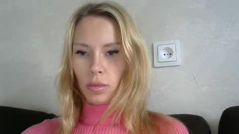 Snapshot of _alex1819 chatting on 24, 9, 2025 _alex1819 online show from 24, 9, 2025