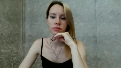 Snapshot of _alex1819 chatting on 10, 6, 2026 _alex1819 online show from 10, 6, 2026