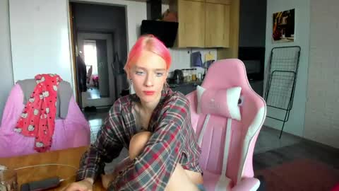 Snapshot of _alice_kitty chatting on 17, 5, 2026 Gaylord online show from 17, 5, 2026