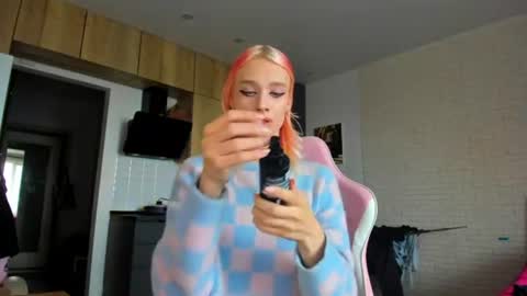 Snapshot of _alice_kitty chatting on 18, 6, 2026 Gaylord online show from 18, 6, 2026
