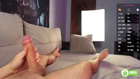 Alice Green     online show from 24, 10, 2025