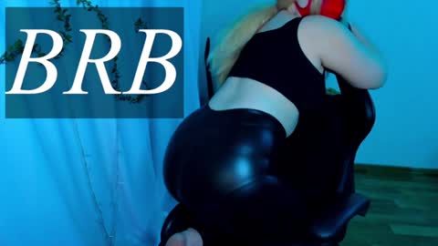 Amy NO NUDE MODEL online show from 18, 1, 2025