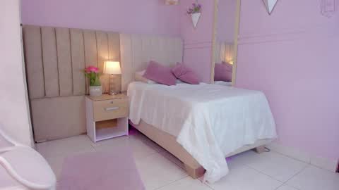 Hii I Am Andrea  online show from 15, 10, 2025