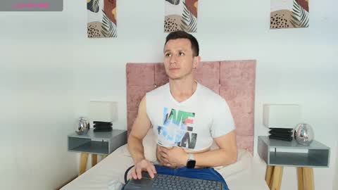 _andrewfalcon2 online show from 26, 1, 2025