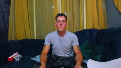 Snapshot of _angel_rivera chatting on 13, 2, 2026 Angel Rivera online show from 13, 2, 2026