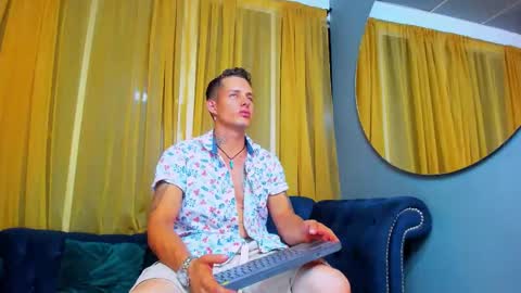 Snapshot of _angel_rivera chatting on 17, 2, 2026 Angel Rivera online show from 17, 2, 2026