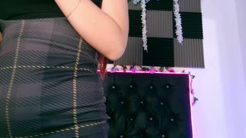 Annie Andrick online show from 1, 4, 2026