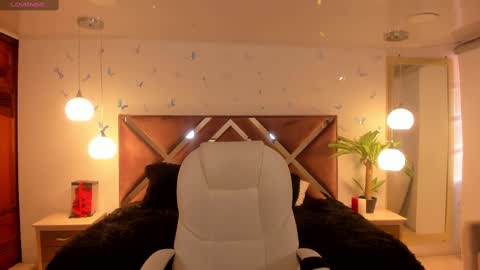 antonnela online show from 16, 9, 2025