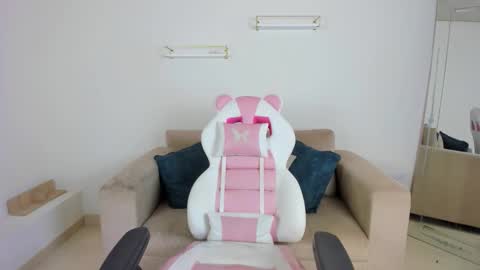    online show from 16, 1, 2026