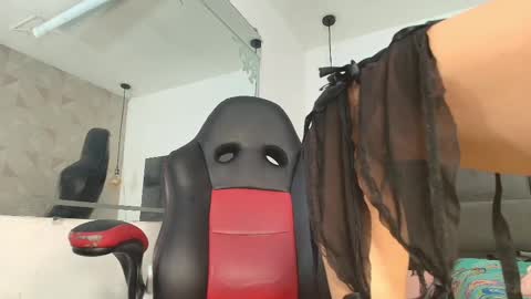 Snapshot of _arle_ chatting on 3, 3, 2025 Arlet online show from 3, 3, 2025