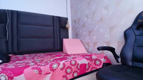 Snapshot of _arle_ chatting on 24, 9, 2025 Arlet online show from 24, 9, 2025