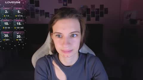 Snapshot of _ash_leyy_ chatting on 17, 9, 2025 _ash_leyy_ online show from 17, 9, 2025