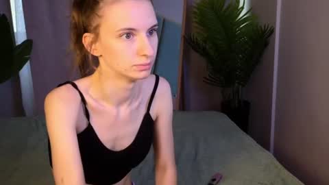 Snapshot of _ash_leyy_ chatting on 22, 7, 2026 _ash_leyy_ online show from 22, 7, 2026