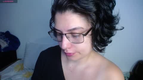 Snapshot of _atenea_golden chatting on 21, 12, 2024 atenea online show from 21, 12, 2024