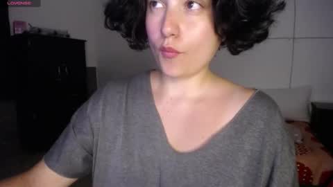 Snapshot of _atenea_golden chatting on 17, 1, 2025 atenea online show from 17, 1, 2025