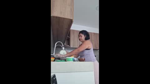 Snapshot of _atenea_golden chatting on 10, 3, 2025 atenea online show from 10, 3, 2025