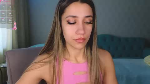 _aura_18 online show from 20, 4, 2026