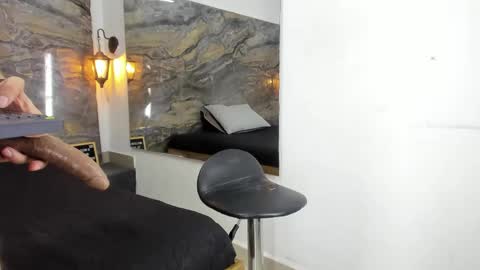 Snapshot of _axel_09 chatting on 16, 4, 2026 _axel_09 online show from 16, 4, 2026