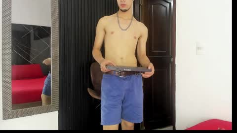 Snapshot of _axel_09 chatting on 28, 4, 2026 _axel_09 online show from 28, 4, 2026
