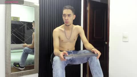 Snapshot of _axel_09 chatting on 23, 5, 2026 _axel_09 online show from 23, 5, 2026