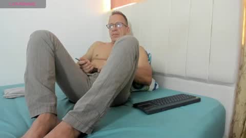 Axel online show from 1, 7, 2026