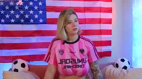 Snapshot of _b00bss_ chatting on 26, 6, 2026 Jess online show from 26, 6, 2026