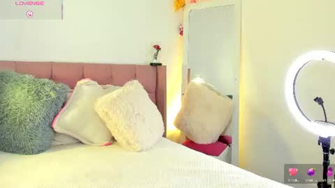Snapshot of _baihiiti_ chatting on 23, 6, 2026 Sara independent model online show from 23, 6, 2026