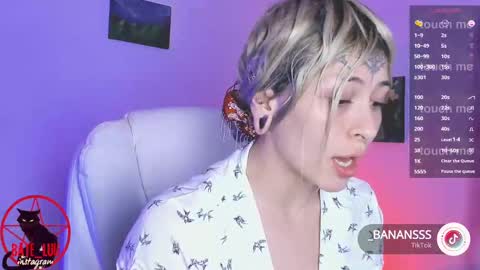 Lunita  online show from 4, 11, 2025