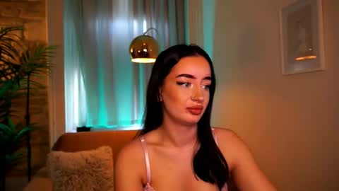 Snapshot of _blackpeaarl chatting on 18, 7, 2026 Pearl online show from 18, 7, 2026