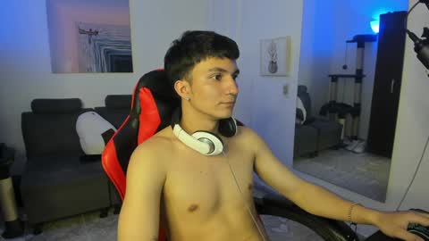 Snapshot of _blakee chatting on 2, 1, 2025 B L A K E online show from 2, 1, 2025