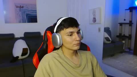 Snapshot of _blakee chatting on 12, 2, 2025 B L A K E online show from 12, 2, 2025