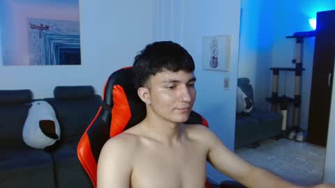 Snapshot of _blakee chatting on 27, 2, 2025 B L A K E online show from 27, 2, 2025